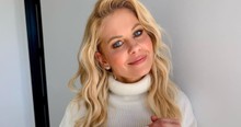 Candace Cameron Bure Family Photo Drew Nasty Comments And The Christian Celebrity Fired Back