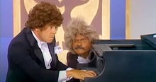 2 Dueling Pianos Take the 'Duel' a Bit Too Literally in This Funny Skit from The Carol Burnett Show