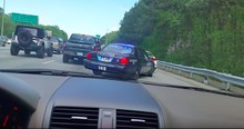 Man Caught An Impatient Driver Getting Pulled Over In Traffic