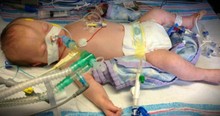 Parents Saying Goodbye As Baby Is Taken Off Life Support Get A Miracle