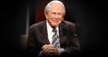 After Dedicating Life to Spreading the Gospel, TV Pastor Pat Robertson of the 700 Club Dies at 93