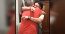 Dad Reunited With Brother After 12 Years Apart And Daughter's Camera Caught It All