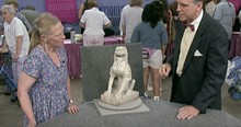 Woman Has Her Antique Appraised And The Expert Was Moved To Tears