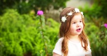 3-Year-Old Claire Ryann Sings 'Gesthemane' For Easter