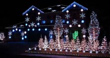 Amazing Christmas Light Show To 'What Child Is This?'