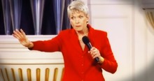 Jeanne Robertson On Why You Can't Trust a Man with the Luggage