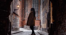 How This Girl Was Protected From An Attacker in a Dark Alley Gave Me Chills. WOW!
