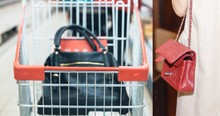 Warning After Thieves Target Purses At Grocery Stores
