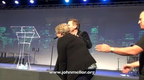 Stomach pain miracle healing - John Mellor Australian Healing Ministry