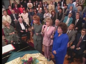 Bill & Gloria Gaither - If It Keeps Gettin' Better