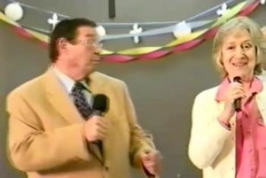 A cute old couple preach the word!