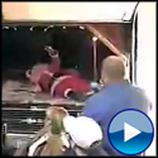 Santa Claus Entrance Goes Very Very Wrong