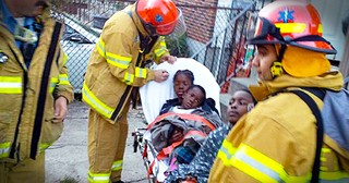 Hero Taxi Driver Sees a House Fire and Stops to Save Everyone Inside - Amazing!