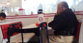 A Widower Takes His Wife's Picture Everywhere & Their Story Explains Why He Doesn't Want to Be Alone