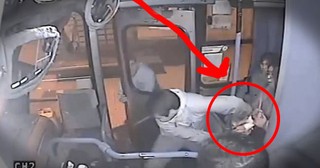 A Purse Snatcher Learns A Lesson From a Quick Thinking Bus Driver... Whoa! 