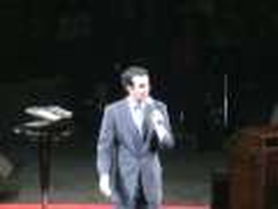 Joel Urshan Preaching At NAYC '07