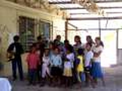 Children of Nauru  sing