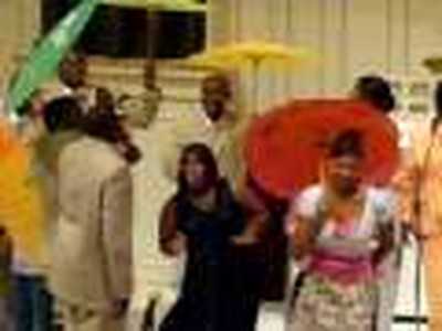 little boy praising Jesus.FUNNY lol