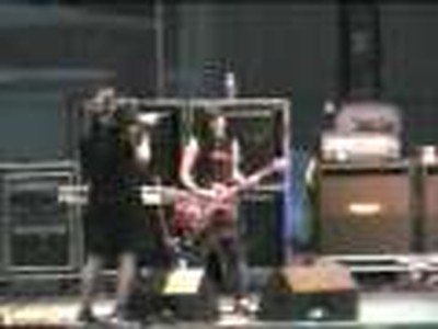 Skillet - Angels Fall Down