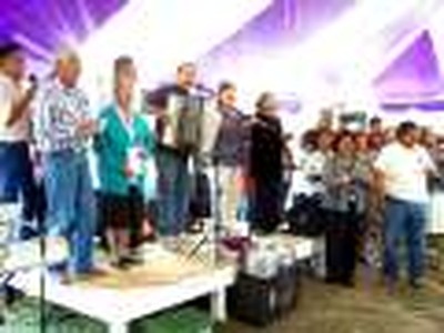 Daniel Smiley sings How Great is My God in Navajo