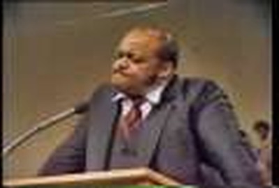 E V HIll tells about Mamma praying part 2