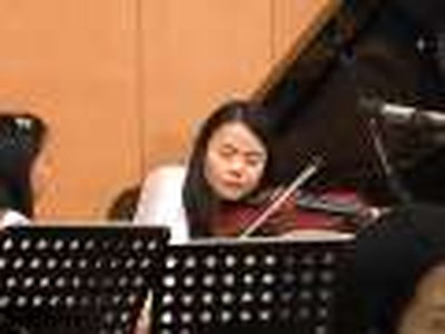 Jiwon's Violin Trio - This is My Father'sWorld