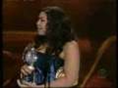 Jordin Sparks Wins 2009 People's Choice Award for "No Air"