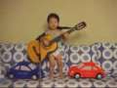 Child singing Hey Jude