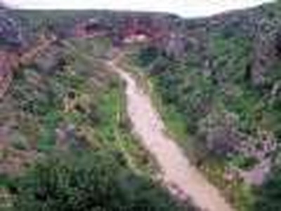 A walk in the Honey Vale Malta