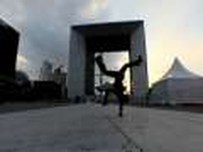 Breakdance Slow Motion