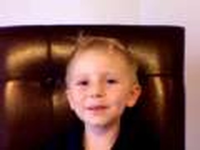 Dylan (3) singing &quot;Jesus Loves Me&quot;