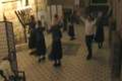 Messianic Dance - Mayim Chaim