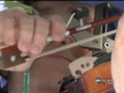 Musician Plays Violin as Surgeons Operate on His Brain