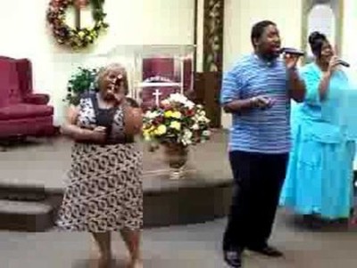 Word of Faith Praise and Worship Team sings - Flow to You