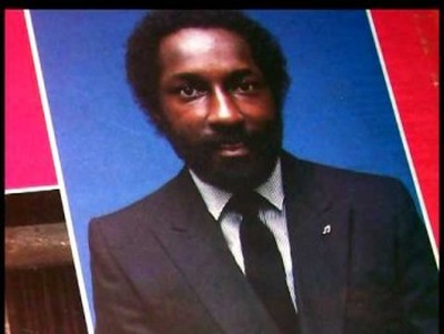 Luther Barnes & The Red Budd Choir (If I Live To See 100)