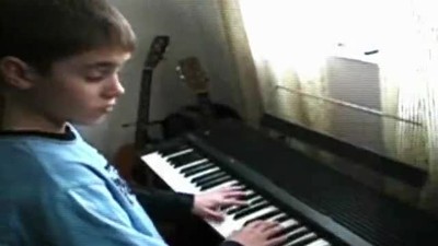 Justin Bieber - Never Say Never Movie Trailer (Drummer)