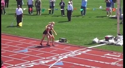 Runner Goes back to help struggling competitor