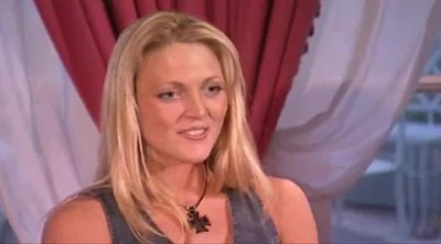 Paralyzed Single Mom Wows The Judges With Her Performance