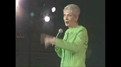 NEW! Jeanne Robertson on Her Husband Left Brain vs Intruder - HILARIOUS!!!