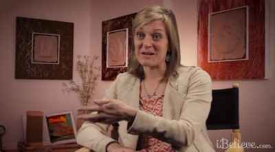 iBelieve.com: How do I tell the difference between a desire versus God's call on my life? - Nicole Unice