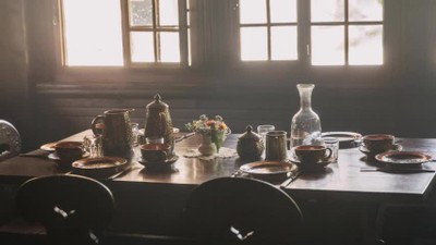 Grace Sets the Table