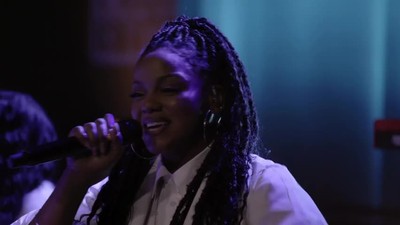 Tasha Cobbs Leonard - Let The People Rejoice