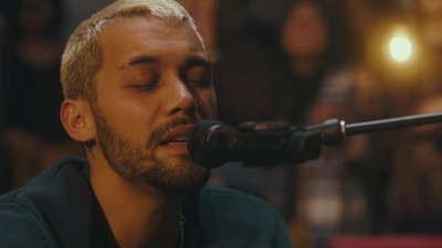 Housefires - Keep My Eyes Up