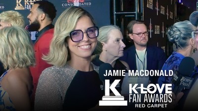 Jamie MacDonald Talks 'Desperate' Success | 2025 K-LOVE Fan Awards (red carpet)