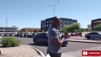 Street Preacher Lifts His Voice In Song To God