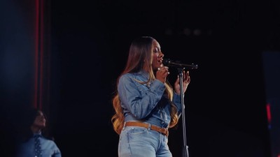 Tasha Cobbs Leonard - The Church I Grew Up In