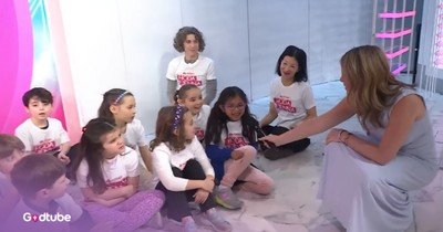 Today Gets A Visit from Hoda Kotb's Daughter And Her First Grade Class