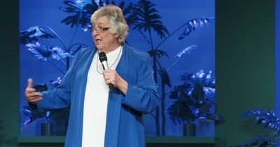 Senior Comedian Hilariously Explains How What's Considered the Golden Years Isn't So Golden