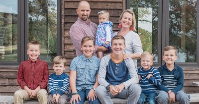 6 Brothers Welcome Their New Baby Sister And It's Adorable