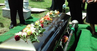Pregnant Mom Of 5 Becomes Widow And Community Response Is A Lesson For Us All